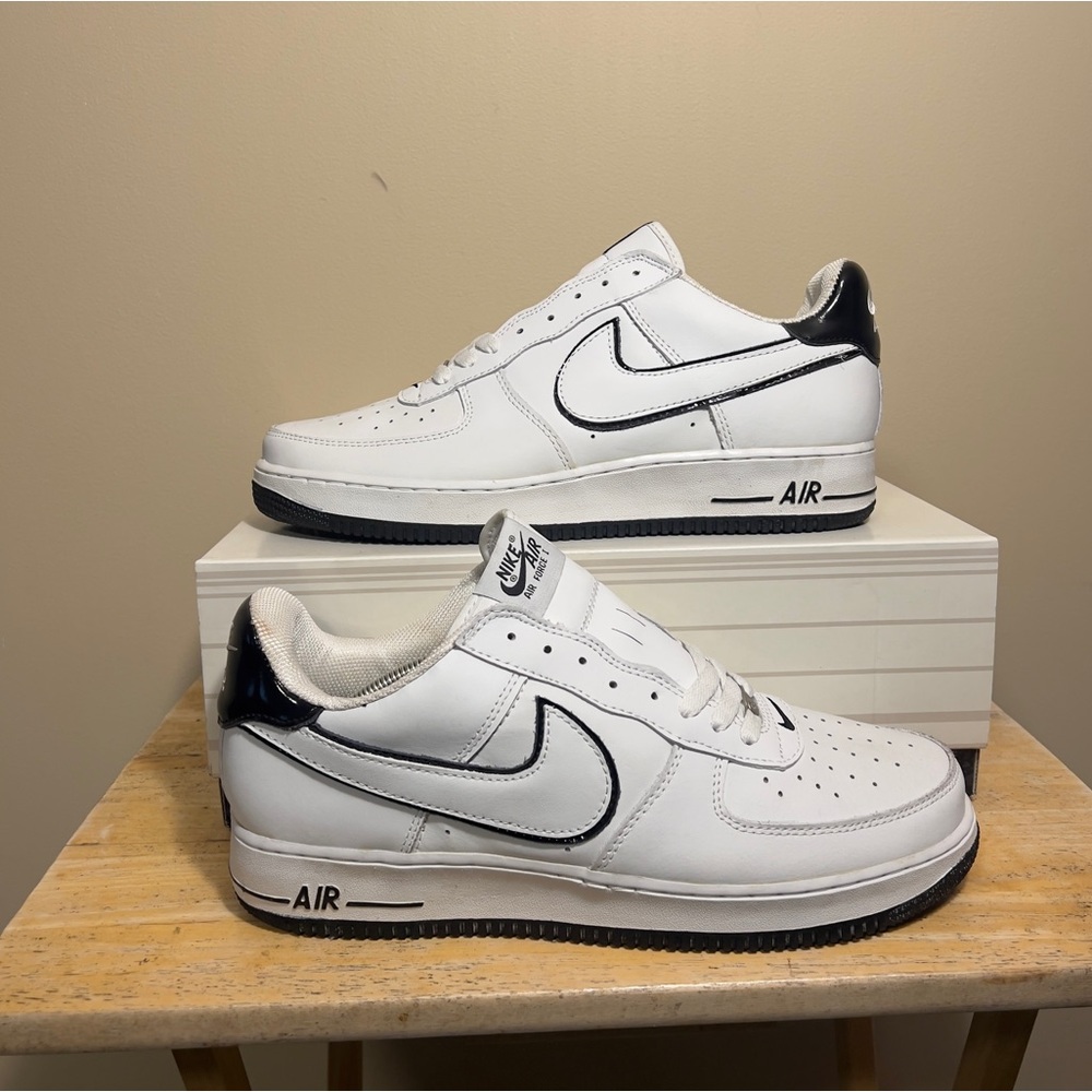 Vintage Nike Air Force 1